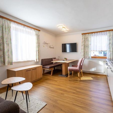 Haus Pitzer/Apartments Troicher Schladming Eksteriør billede