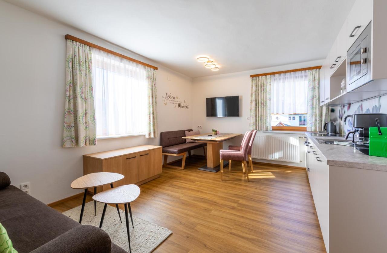 Haus Pitzer/Apartments Troicher Schladming Eksteriør billede