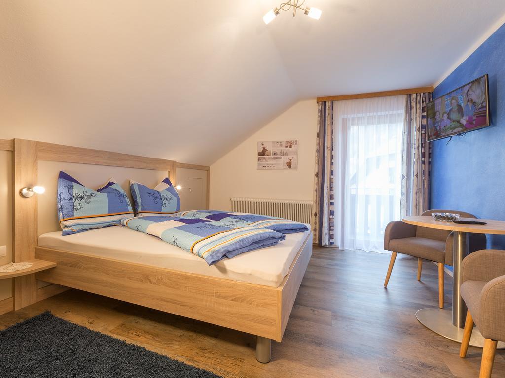 Haus Pitzer/Apartments Troicher Schladming Værelse billede